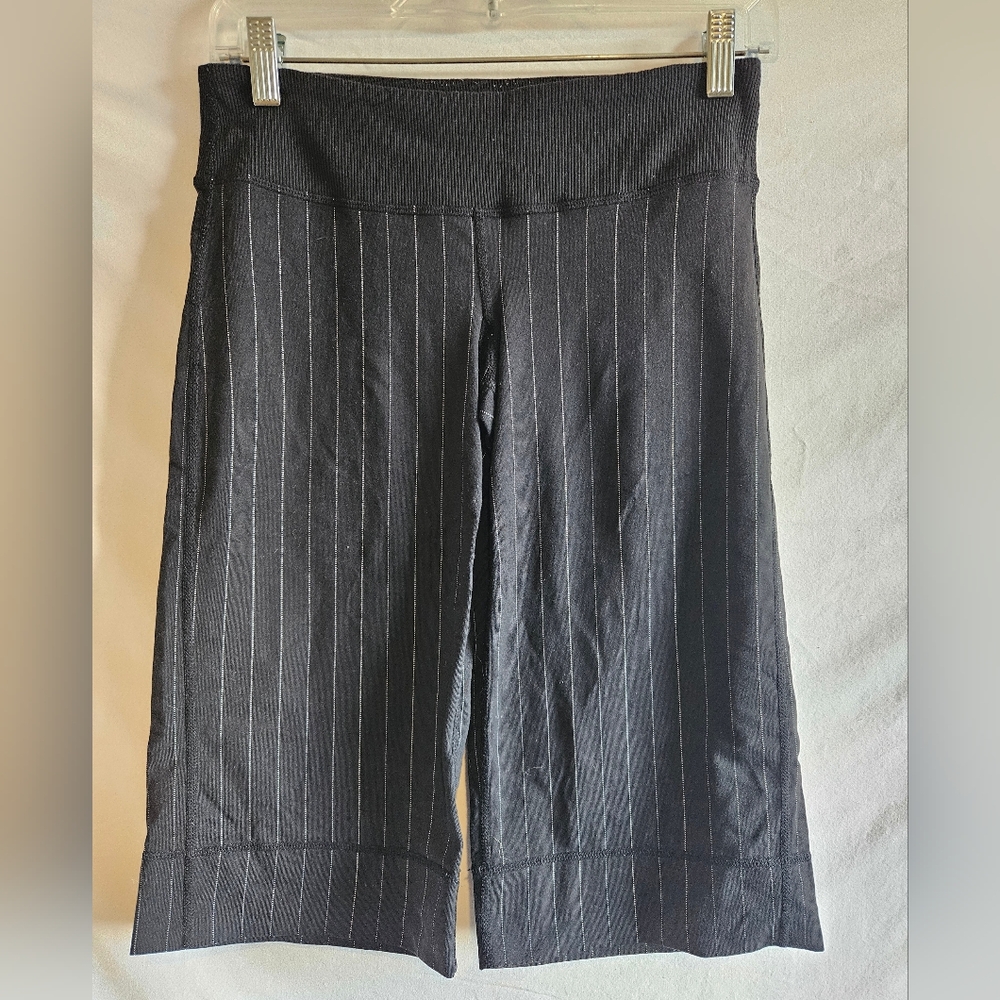 Womens Lululemon Pinstripe Capri
